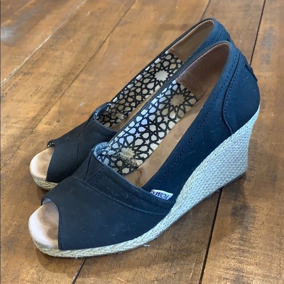 Toms Shoes - Toms peep toe espadrille wedge canvas shoes